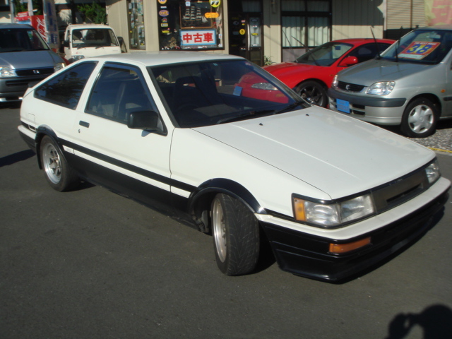 TOYOTA COROLLA GT COUPE AE86